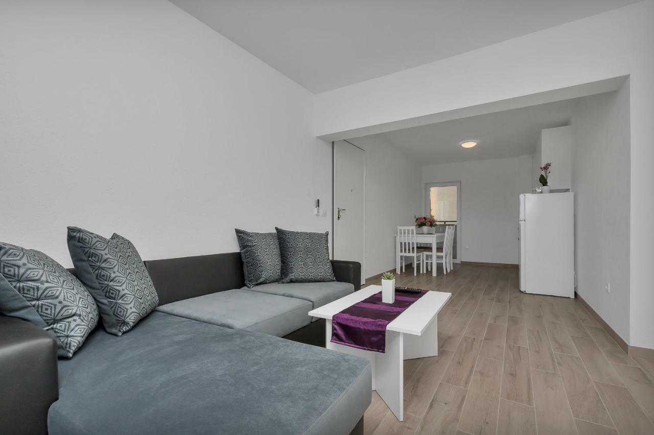 Apartmani Daniela Podgora Exteriér fotografie